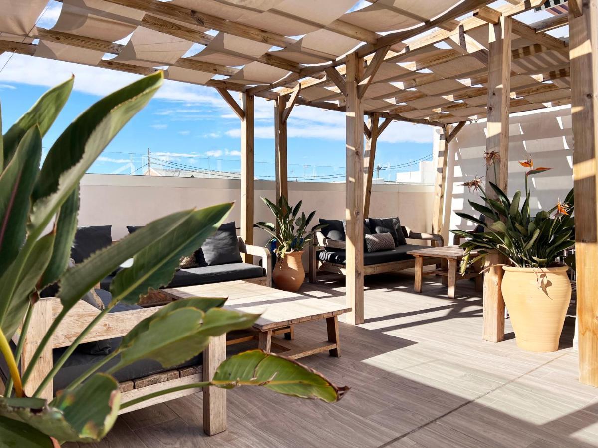 Valencia Luxury - Calma Beach Apartments Eksteriør billede